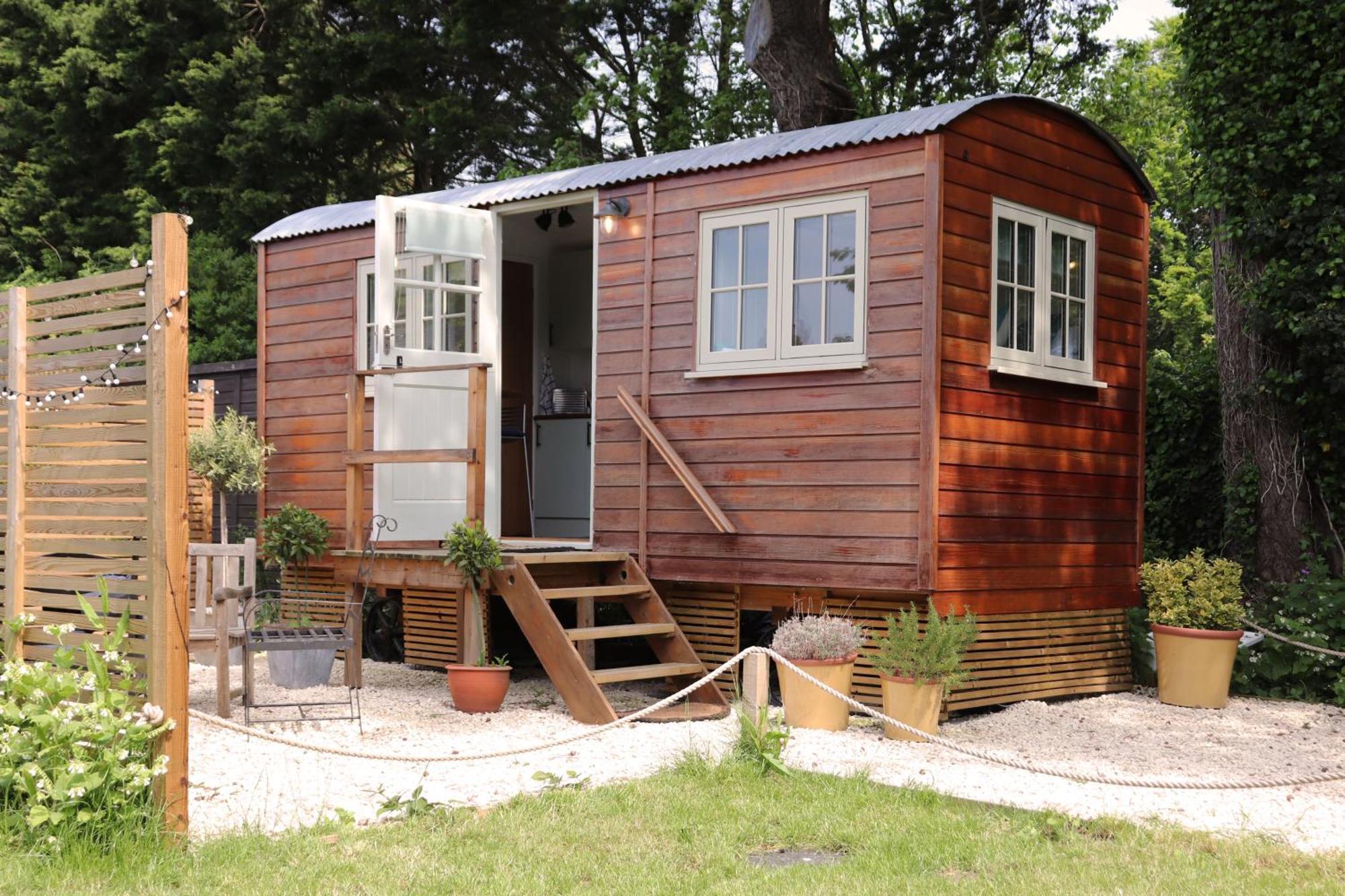 Cobo Cottage Chichester Exterior photo